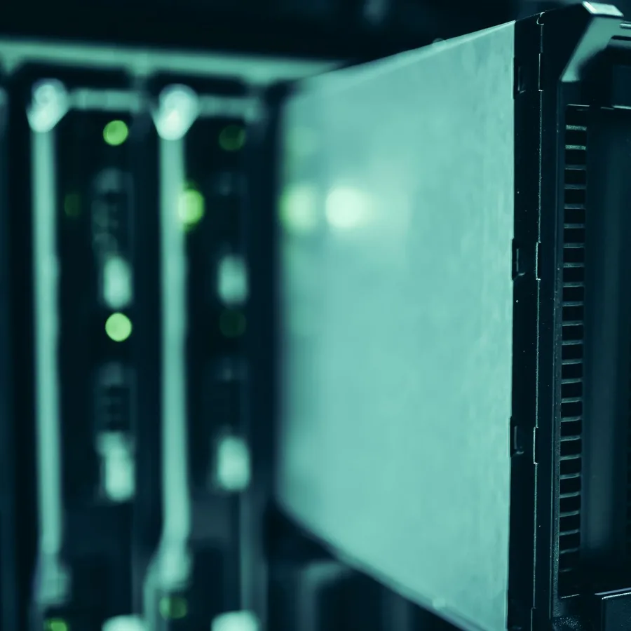 Serveur de stockage NAS et disques