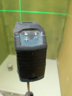 Laser croix Bosch Professional GCL 2-15 G (laser vert, portée 15 m), photo 6 prise par Marwane