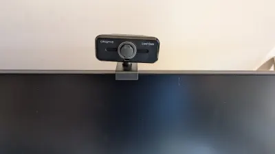 Creative Live! Cam Sync 1080p V2 (webcam USB grand angle, cache de confidentialité), photo 6 prise par Marwane