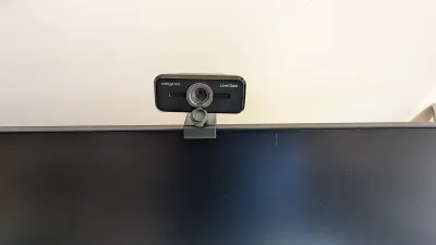 Creative Live! Cam Sync 1080p V2 (webcam USB grand angle, cache de confidentialité), photo 7 prise par Marwane