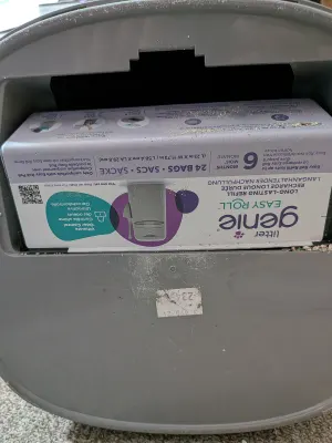 Litter Genie Platinum, poubelle à litière pour chat, photo 8 prise par Marwane