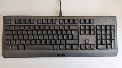 Razer Cynosa Lite (clavier gamer AZERTY, Chroma RGB, filaire), photo prise par Marwane