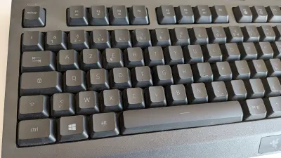 Razer Cynosa Lite (clavier gamer AZERTY, Chroma RGB, filaire), photo 3 prise par Marwane