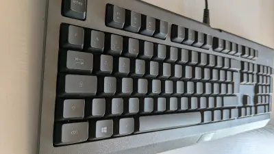 Razer Cynosa Lite (clavier gamer AZERTY, Chroma RGB, filaire), photo 6 prise par Marwane