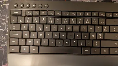 Ensemble clavier et souris sans fil Trust Trezo (AZERTY), photo 2 prise par Marwane