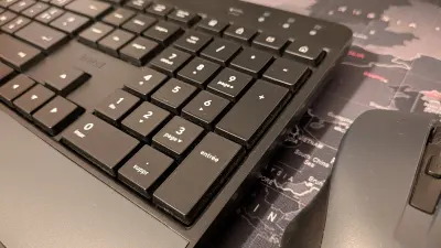 Ensemble clavier et souris sans fil Trust Trezo (AZERTY), photo 3 prise par Marwane