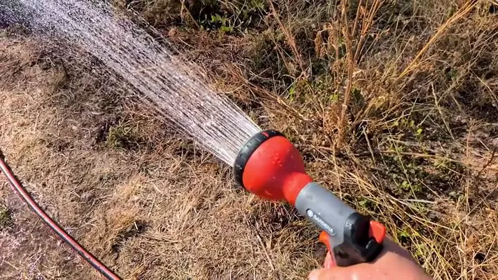 Gardena Pistolet d'arrosage multi-applications Comfort (5 jets, 18315-20), vidéo 1 filmée par Marwane