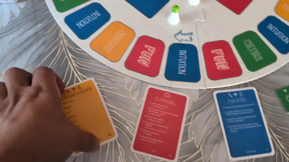kNOW!, jeu de quiz connecté (Ravensburger), vidéo 1 filmée par Marwane