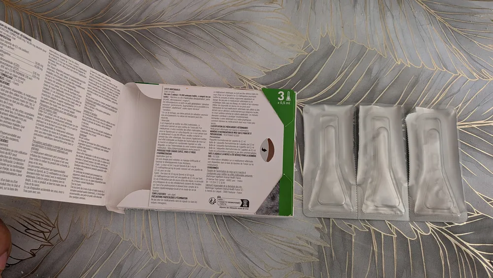 FRONTLINE Combo Chat anti-puces et tiques (pipettes spot-on), photo 4 prise par Marwane