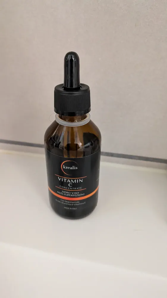 Sérum visage vitamine C et acide hyaluronique Krealis (100 ml), photo 1 prise par Marwane