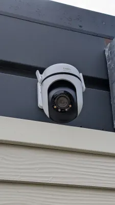Caméra de surveillance extérieure Tapo C520WS (2K, 360°), photo prise par Marwane