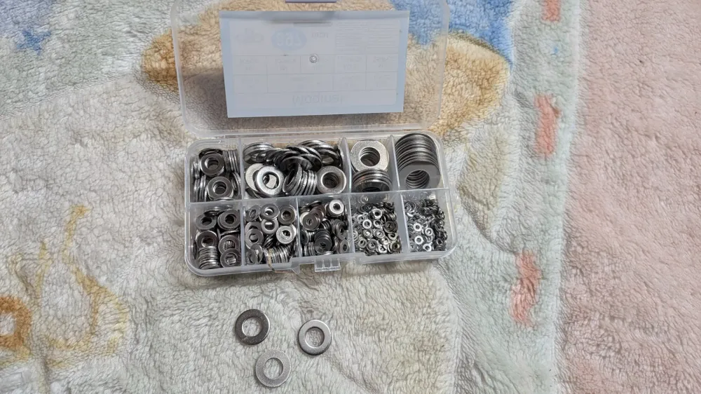 Assortiment de 897 rondelles inox (coffret), photo 4 prise par Marwane