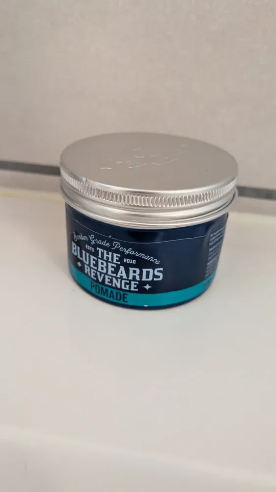 Pommade coiffante à l'eau The Bluebeards Revenge (100 ml), photo 1 prise par Marwane