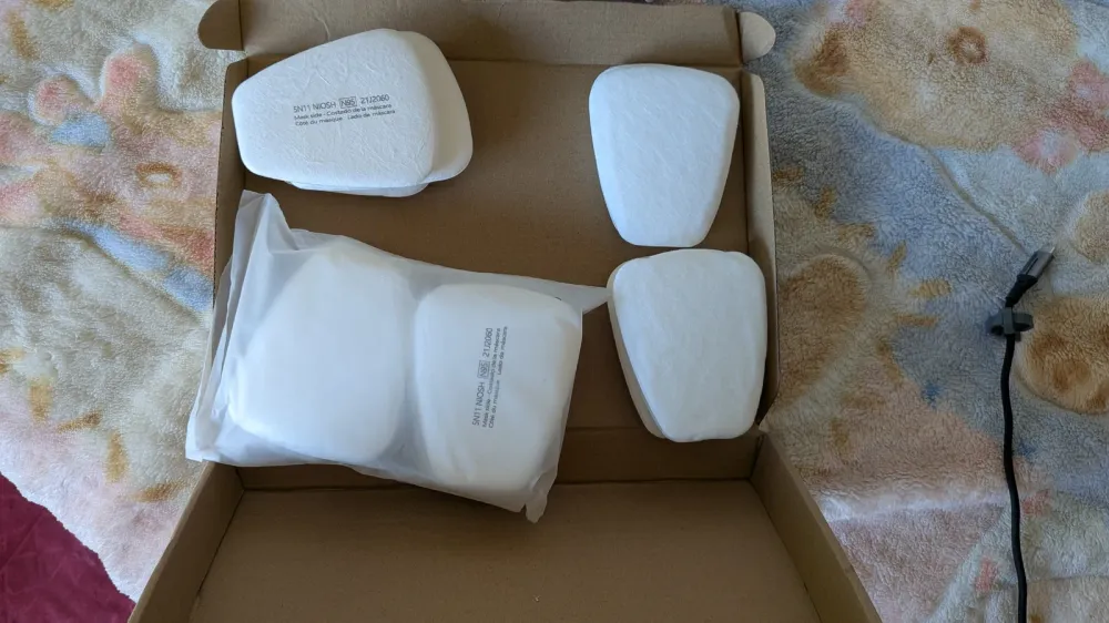 Lot de 20 filtres coton pour masque P2 (+ 2 filtres, 2 valves), photo 1 prise par Marwane