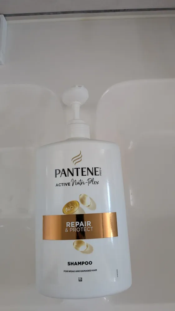 Shampoing Pantene Pro-V Protège et Répare, photo 1 prise par Marwane