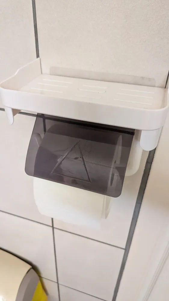 Porte-papier toilette avec étagère (fixation 3M sans perçage), photo 1 prise par Marwane