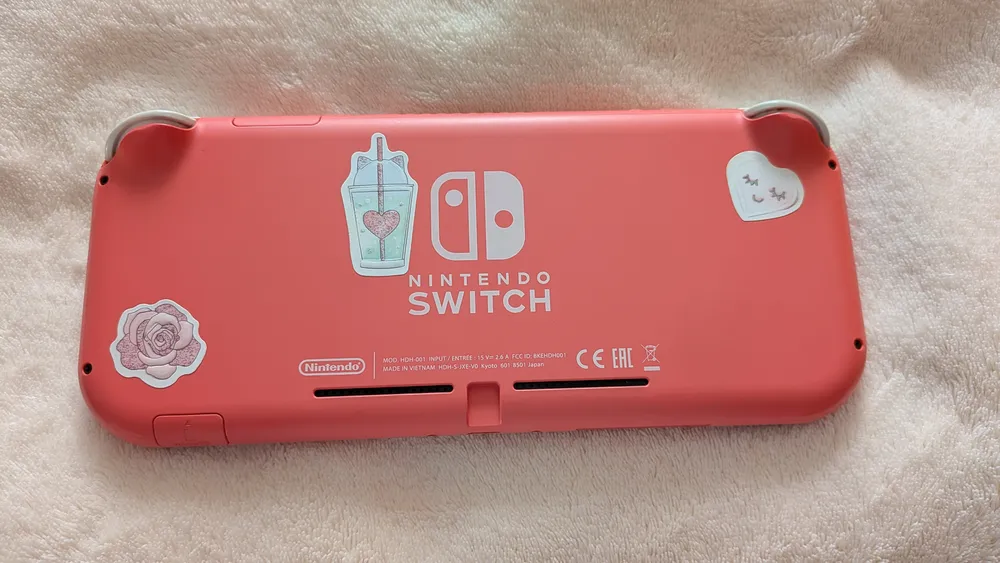 Nintendo Switch Lite (corail), photo 5 prise par Marwane