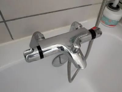 Mitigeur thermostatique de douche Uten (raccord 1/2", laiton), photo prise par Marwane