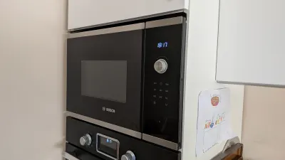 Micro-ondes encastrable Bosch BFL523MS1F (Série 4), photo prise par Marwane