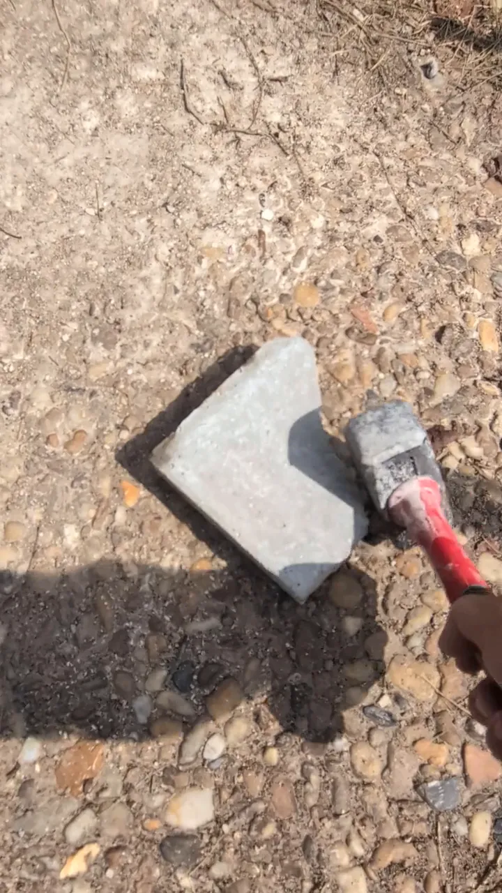 Masse Meister 1250 g manche fibre de verre, image de la vidéo filmée par Marwane