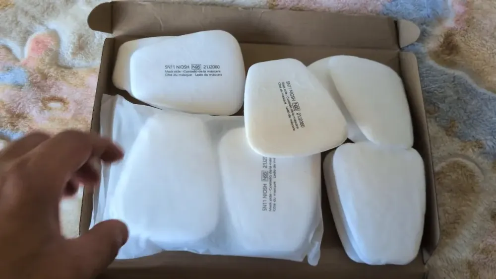Lot de 20 filtres coton pour masque P2 (+ 2 filtres, 2 valves), vidéo 1 filmée par Marwane