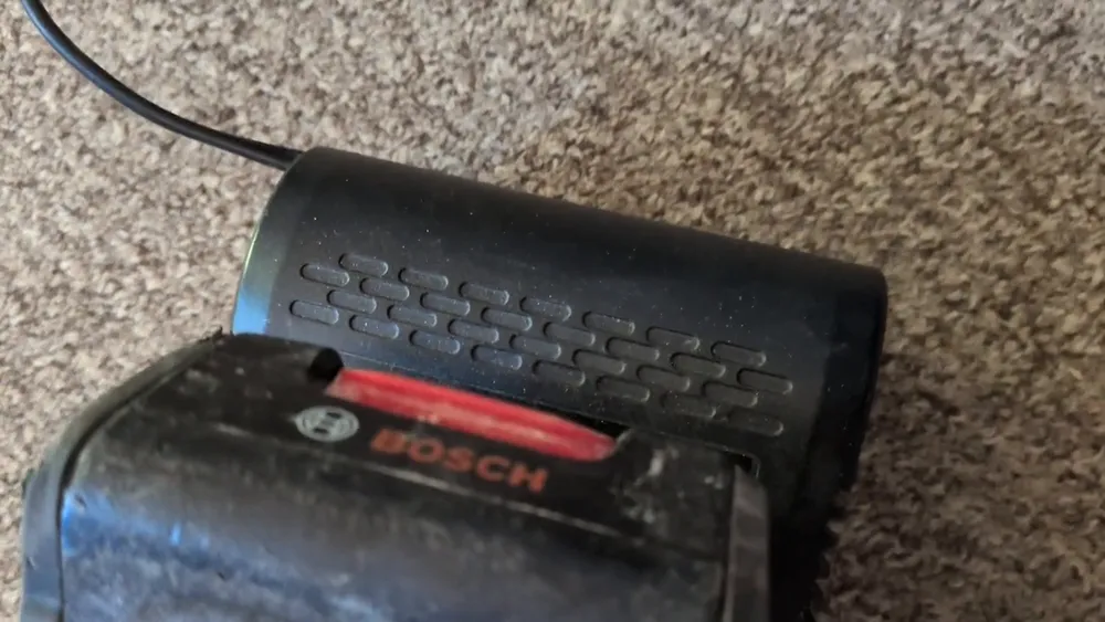 Chargeur rapide Bosch BHZUC18N (Power for All 18V), vidéo 1 filmée par Marwane